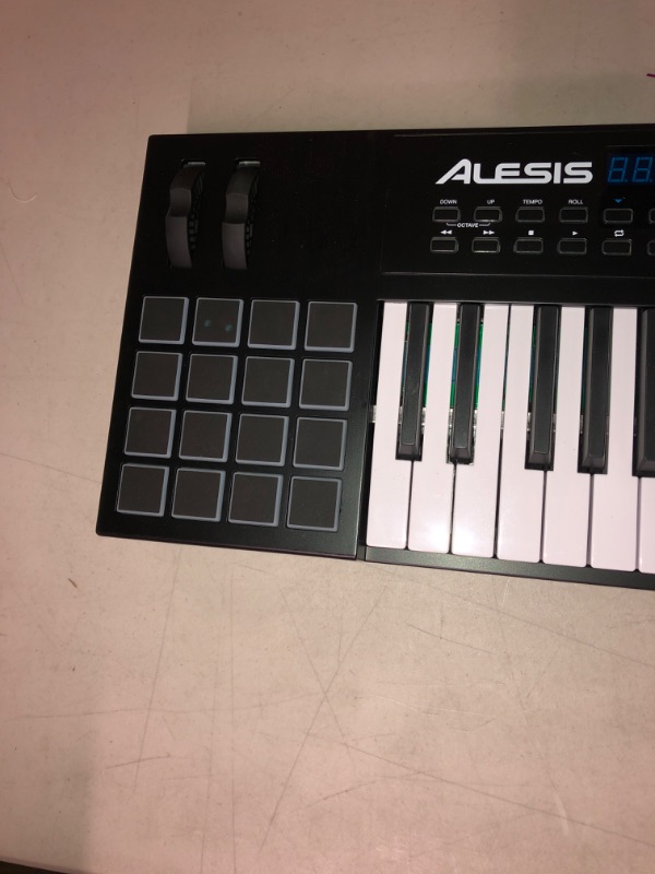 Photo 3 of Alesis VI61 Advanced 61-Key USB/MIDI Keyboard Controller