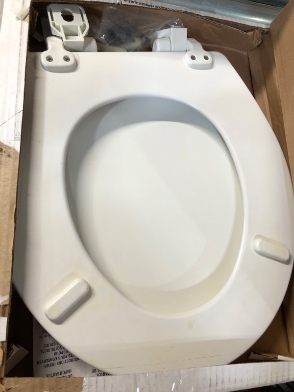 Photo 2 of -USED-BEMIS 1800EC 000 Plastic Toilet Seat with Easy Clean & Change Hinges, ELONGATED, White White Elongated