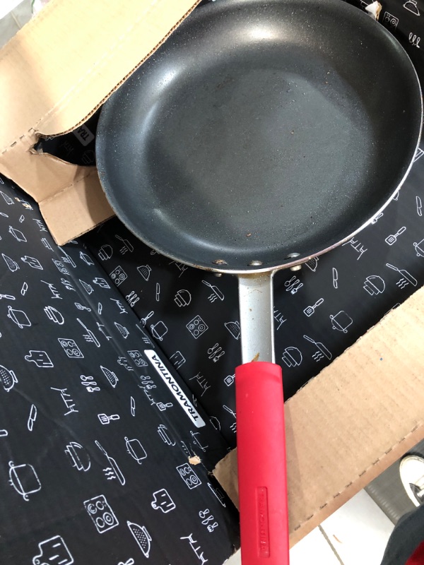 Photo 2 of -USED-Tramontina Professional Fry Pans (12-inch) 12"