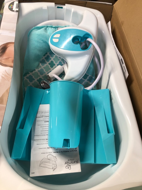 Photo 2 of -USED-Summer Lil Luxuries Whirlpool Bubbling Spa & Shower (Blue) - Luxurious Baby Bathtub with Circulating Water Jets, 2 Count (Pack of 1)