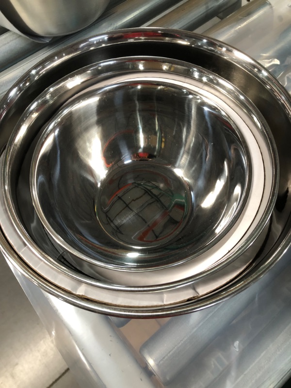 Photo 3 of *see Notes* 3pc Stainless Steel Non-Slip Mixing Bowls 