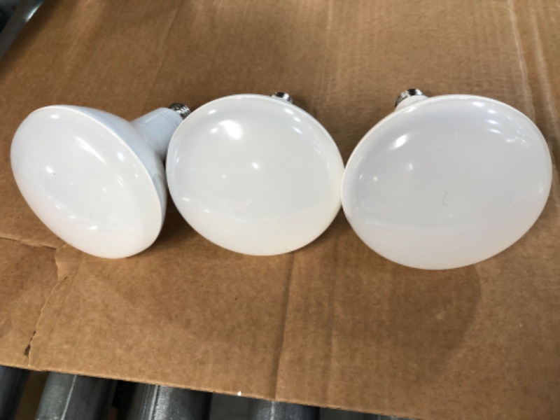 Photo 8 of **Used** Sunco Lighting BR40 LED Light Bulbs, E26 Base, Recessed Can Light, UL & Energy Star 6 Pack 5000k Daylight