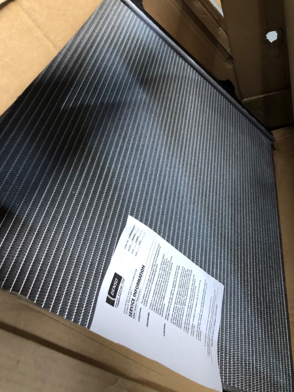 Photo 2 of Denso 221-3117 Radiator