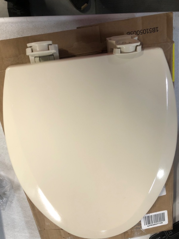 Photo 2 of *NEW* Bemis 1500EC 006 Toilet Seat with Easy Clean & Change Hinges, Elongated, Durable Enameled Wood, Bone