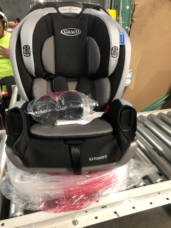 Photo 2 of Graco Extend2Fit 3 in 1 Car Seat, Ride Rear Facing Longer, Garner, 21.56 pounds 3-in-1 Garner