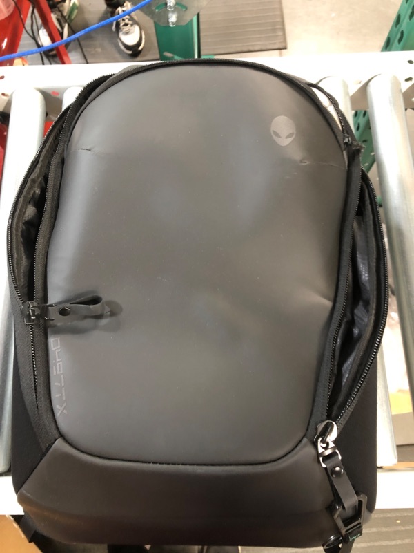 Photo 2 of Alienware 17-inch Laptop Horizon Travel Backpack