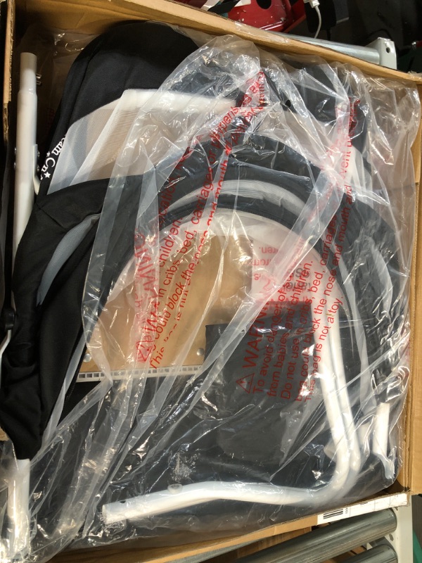 Photo 1 of Dream On Me Karley Bassinet in Black