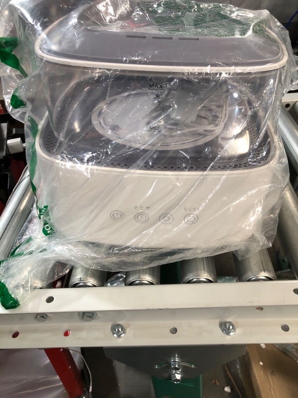 Photo 1 of (unknown maker ) Evaporative Humidifier 