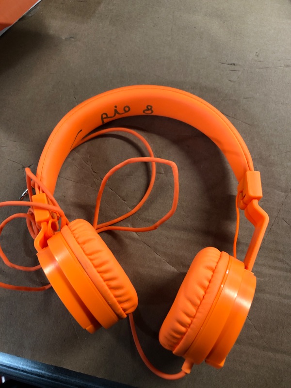 Photo 4 of gorsun Kids Headphones, Lightweight Stereo Wired Children's Headsets - Orange 