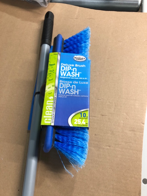 Photo 2 of 10 Wash Brush with 65 Extension Handle