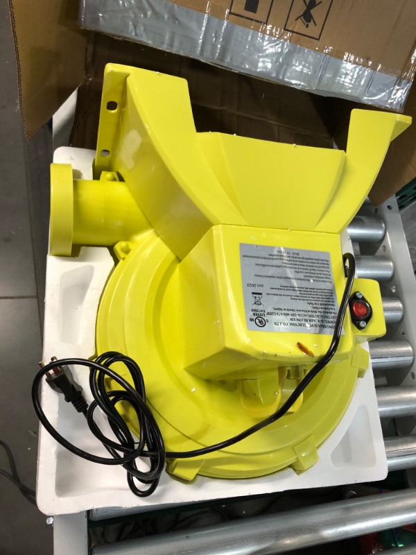 Photo 1 of **TESTED**
950W Air Blower, Pump Fan Commercial Inflatable Bouncer Blower (950 Watt 1.25HP)