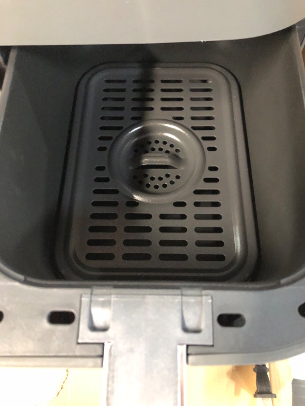 Photo 5 of [USED] Ninja DZ201 Foodi 8 Quart Air Fryer 