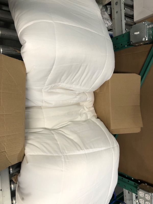 Photo 3 of [USED] HOMBYS Oversized King Comforter 120x120