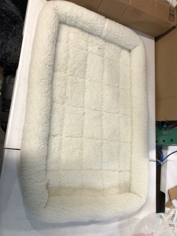 Photo 2 of *used* Double Bolster  36-Inch Dog Bed ideal for Medium / Large Dog Breeds White Fleece