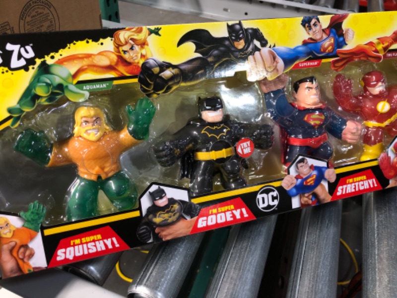 Photo 2 of Heroes of Goo Jit Zu - 4 Pack - Aquaman, Batman, Superman and The Flash