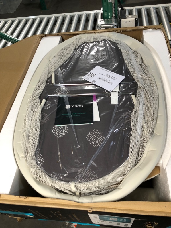 Photo 2 of 4moms MamaRoo Sleep Bassinet