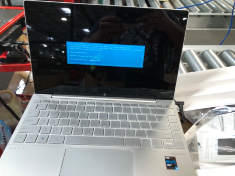 Photo 1 of HP Envy 13" FHD 400nits i5 8GB Ram 256GB SSD Laptop Tablet 13-ba1047wm