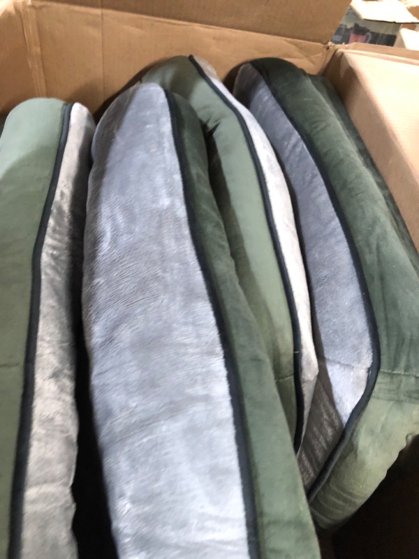 Photo 1 of 35x46 Green Super Value Pet Dog Bed By Majestic Pet Products Large Large (46 in. x 35 in.) 2 pack