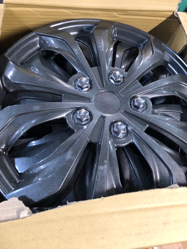 Photo 1 of Pilot Automotive WH555-16GM-B Fit Spyder Wheel Cover, 16-Inch, Spyder/Gunmetal Grey, 4 Hub 
