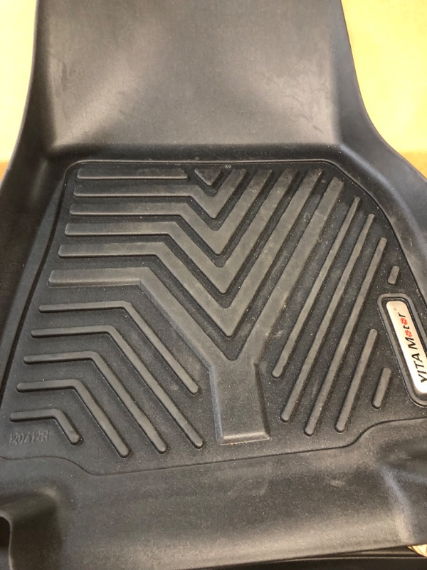 Photo 2 of YITAMOTOR Floor Mats