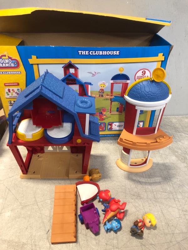 Photo 2 of Dino Ranch Clubhouse 12'' Playset
(PARTS ONLY, MISSING PIECES)