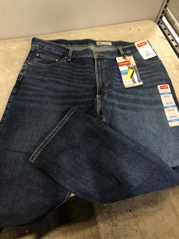 Photo 2 of Wrangler Men's Straight Fit Jeans 36X30