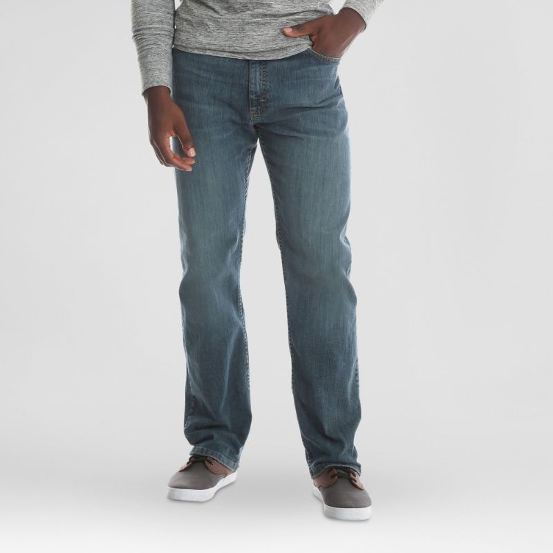 Photo 1 of Wrangler Men's Relaxed Fit Jeans with Flex - Slate (Grey) 42x32
