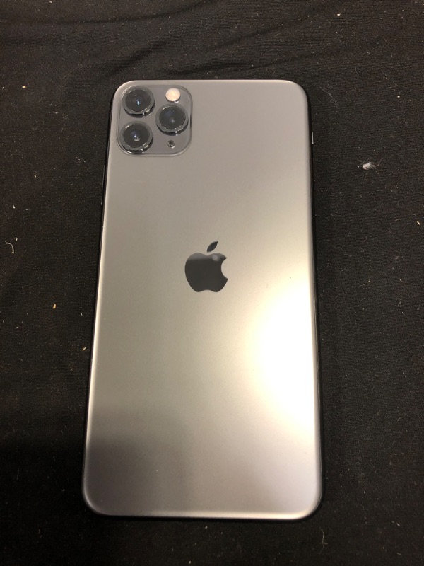 Photo 3 of Apple iPhone 11 Pro Max Pre-Owned Unlocked

