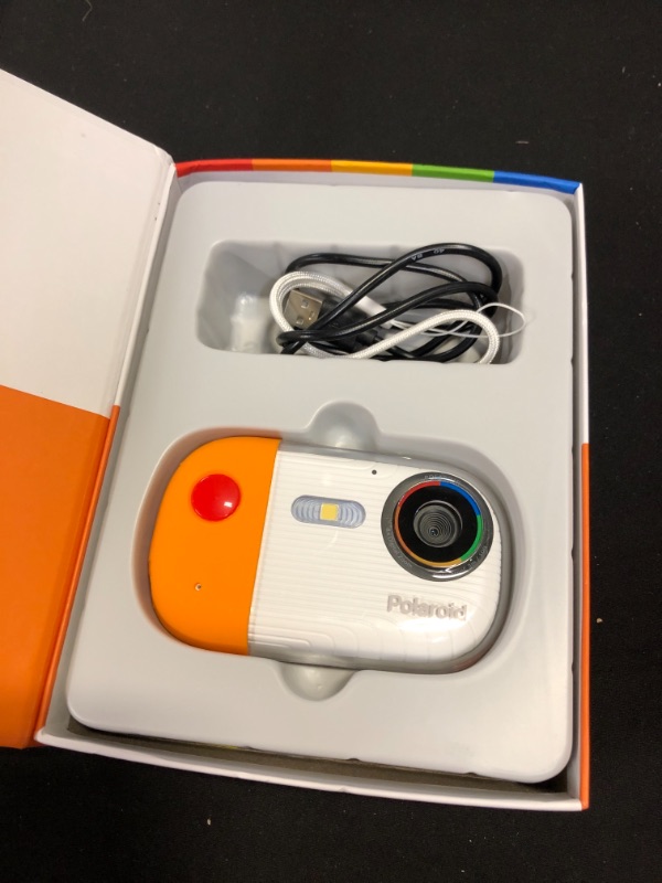 Photo 2 of Polaroid Splash Waterproof Camera

