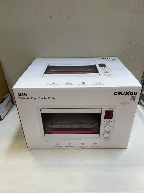 Photo 2 of CRUXGG 6 Slice Digital 10-in-1 Toaster Oven with Air Fry - Color: snow
