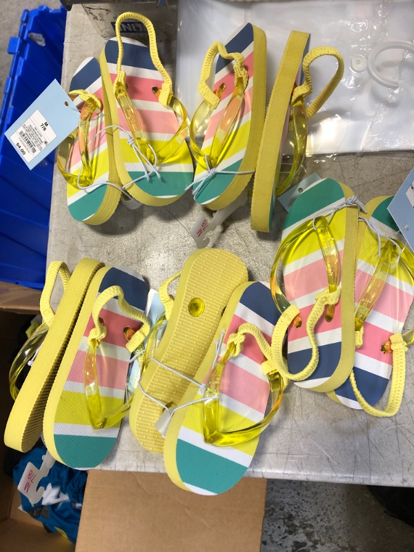 Photo 2 of 5x Toddler Adrian Slip-on Flip Flop Sandals - Cat & Jack Yellow 
Size: M 7/8