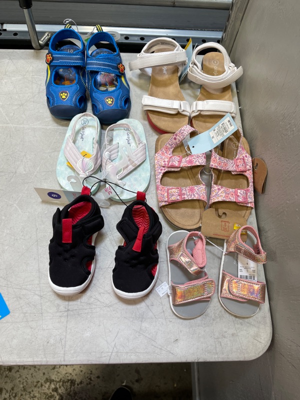 Photo 1 of Bag Lot, 6 Pair Children;s Shoes, Various Sizes & Styles
