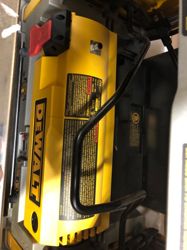 Photo 8 of DEWALT DW734 12-1/2in PORTABLE THICKNESS PLANER