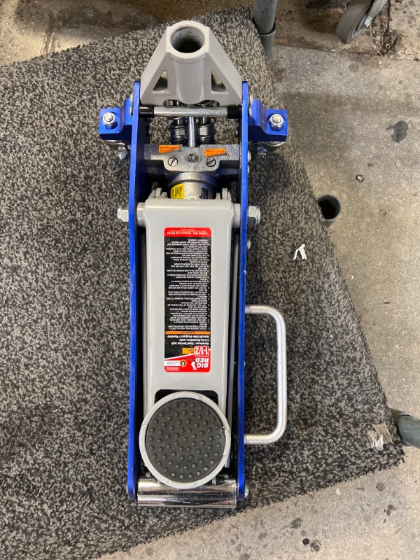 Photo 3 of BIG RED T815016L Torin Hydraulic Low Profile Aluminum and Steel Racing Floor Jack with Dual Piston Quick Lift Pump, 1.5 Ton (3,000 lb) Capacity, Blue ---- PARTS ONLY- MISSING BAR ---- 