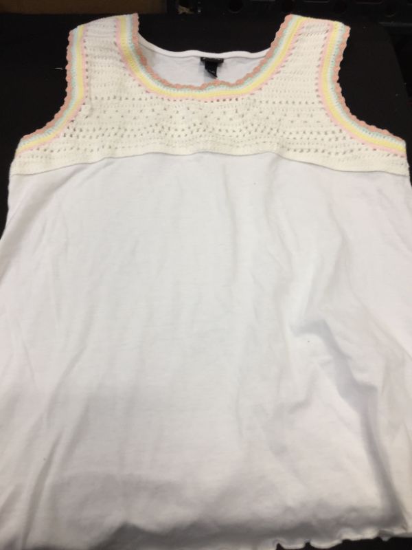 Photo 1 of CROCHET TOP (XXL)