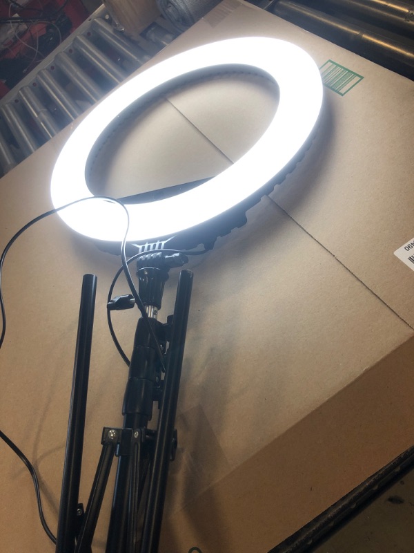 Photo 1 of  LED Ring Light 