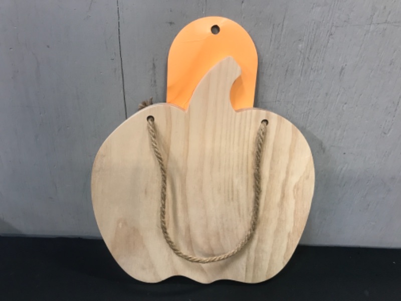 Photo 2 of Halloween Plain Pumpkin Hanging Wood Sign - Mondo Llama™---Dimensions (Overall): 11 Inches (H) x 10.16 Inches (W) x .79 Inches (D)


