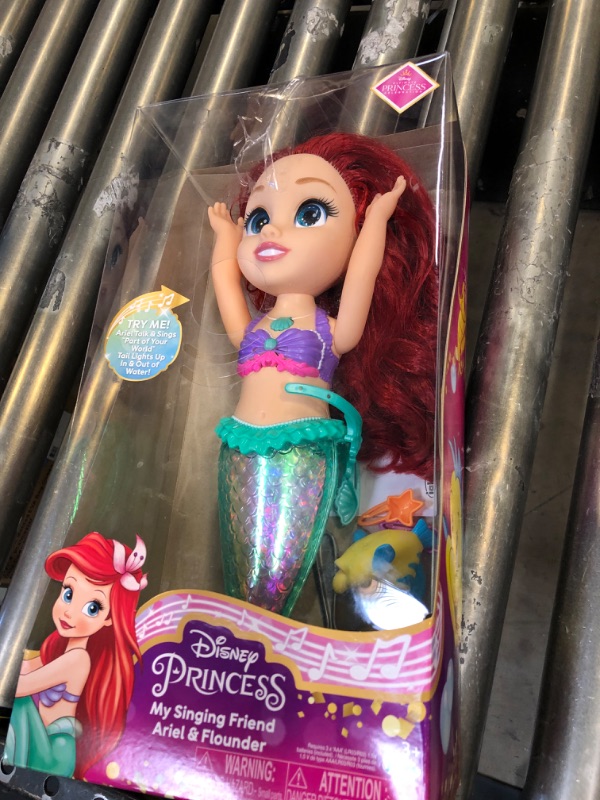 Photo 1 of Disney Princess My Singing Friend Ariel & Flounder 


