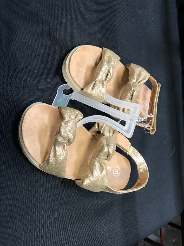 Photo 2 of Toddler Girls' Size 10 Sandals  