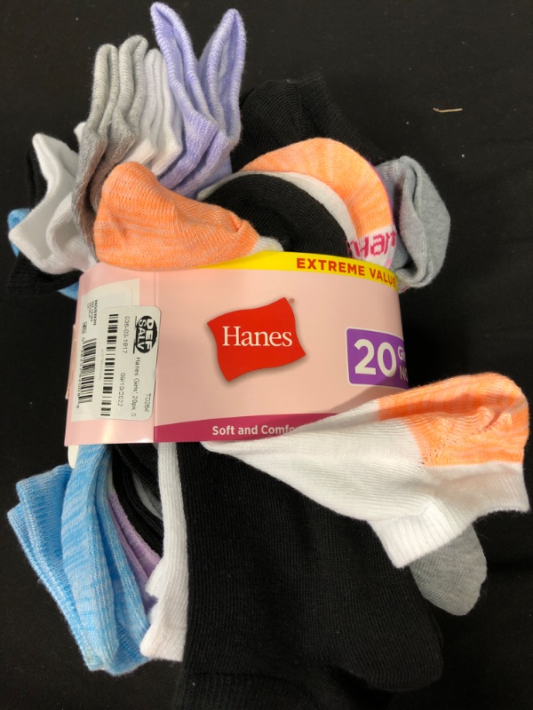 Photo 3 of 
Hanes Girls' 20pk Super No Show Socks - Colors May Vary size L 