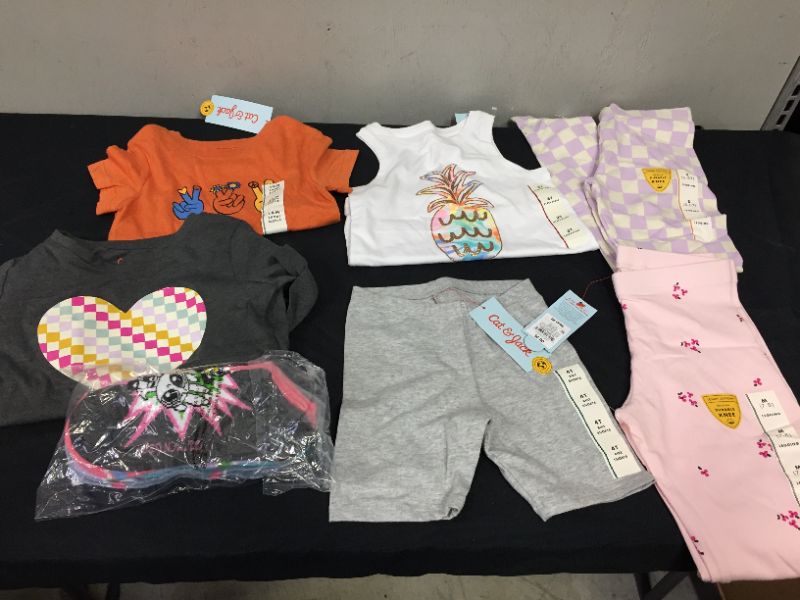 Photo 1 of BAG LOT OF GIRLS CLOTHING "DIFFERENT STYLES ANS SIZES"  --SOLD AS IS --