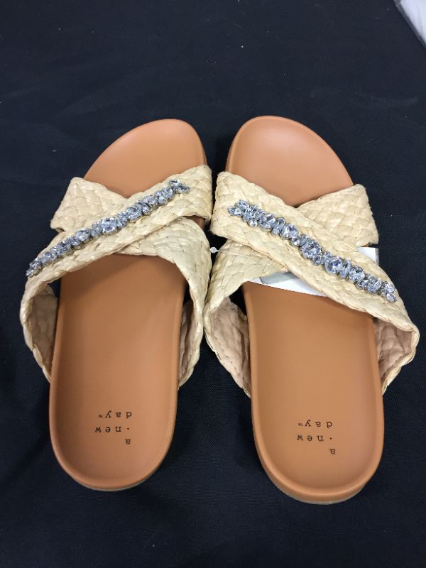 Photo 1 of WOMEN\S ALMOND SANDALS SIZE 8 