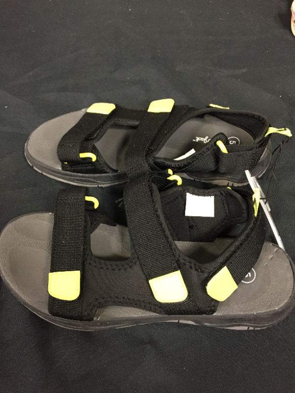 Photo 2 of BOYS SANDALS SIZE 5 