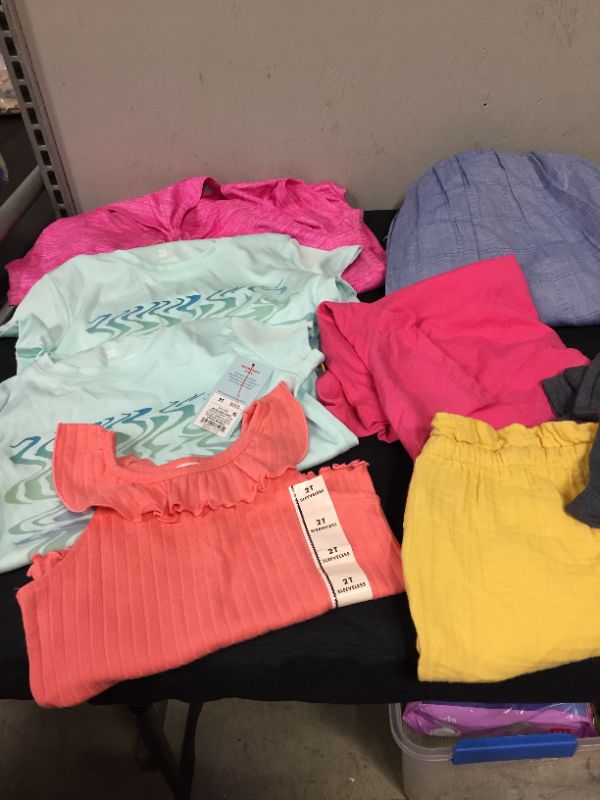 Photo 1 of BAG LOT OF GIRL CLOTHING "DIFFERENT STYLES AND SIZES" --SOLD AS IS ---