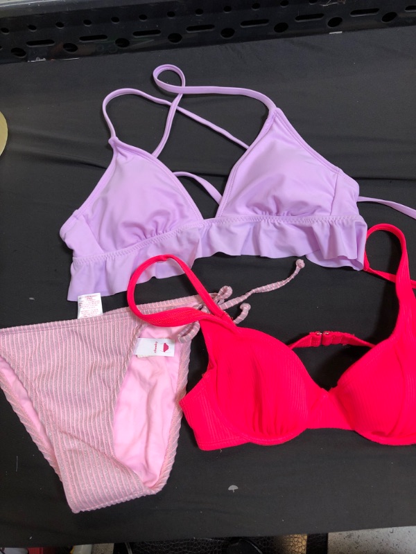 Photo 1 of 3 Bikini ITEMS SIZE M