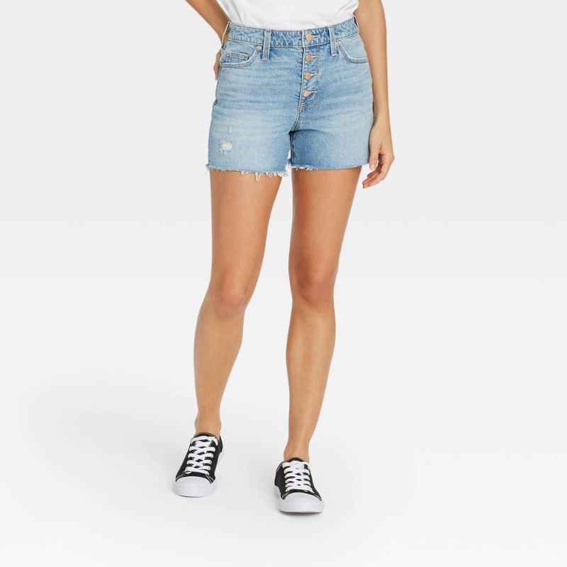 Photo 1 of 2 ITEM COUNT Woen's High-Rise French Terry Pull-on Shorts - Universal Thread™ & Women's High-Rise Jean Shorts - Universal Thread™
SIZE M/6
