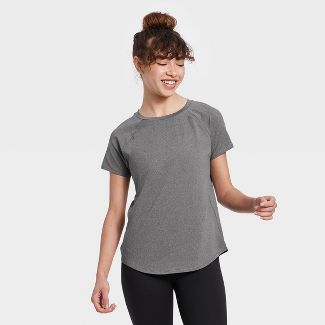 Photo 1 of 2 ITEM COUNT Women's Essential Crewneck Short Sleeve T-Shirt - All in Motion™ &  Woen's Sculpt Bike Shorts 7" - All in Otion™
SIZE M


