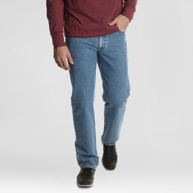 Photo 1 of Wrangler Men's Regular Fit Jeans -SIZE 40X30
