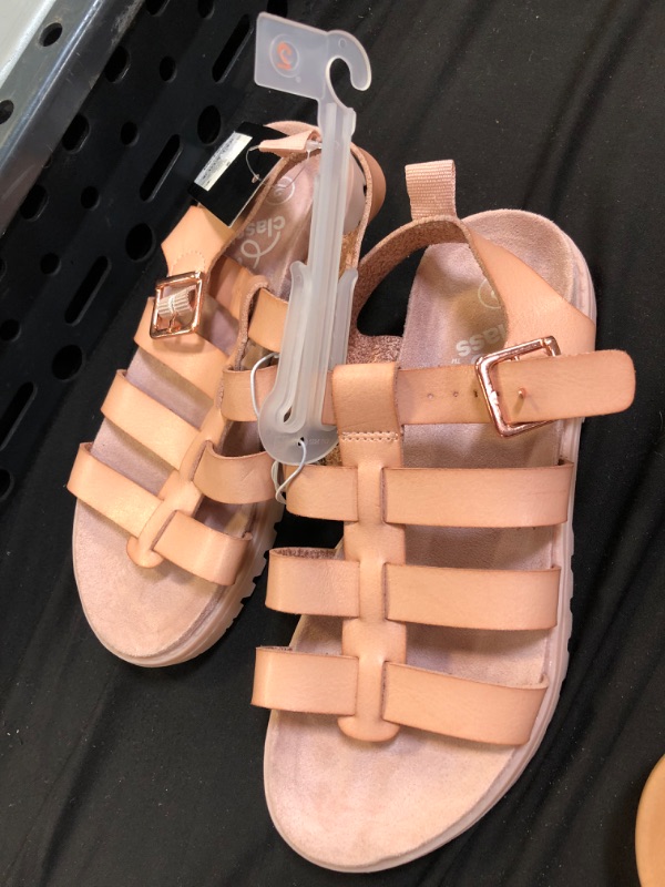 Photo 1 of ART CLASS KIDS SANDALS BLUSH PINK SIZE 2 