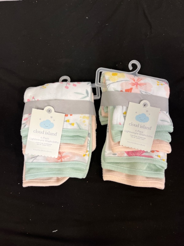 Photo 2 of Baby Girls' 6pk Floral Meadow Washcloth Set - Cloud Island™ Pink 2 PCS